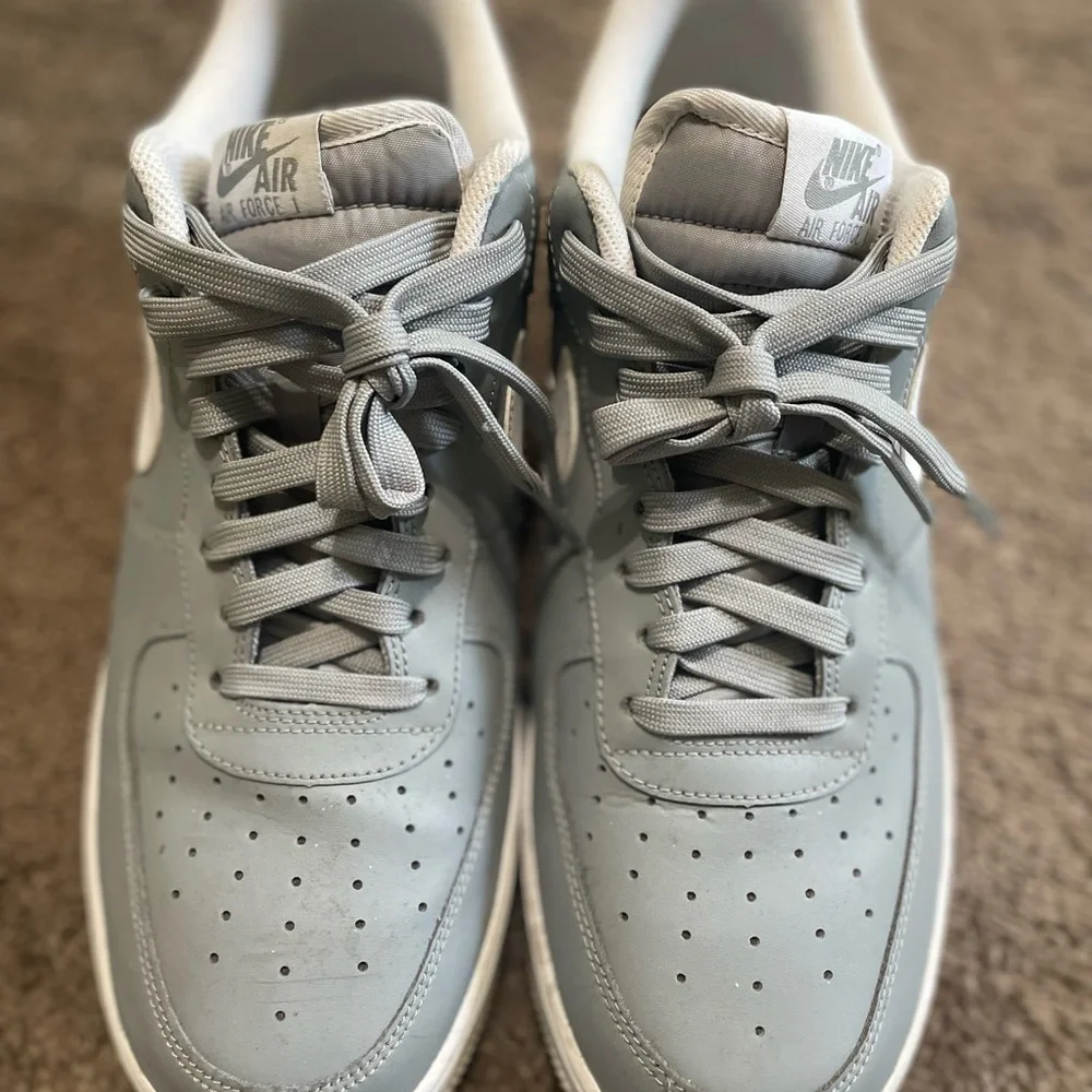 AIR FORCE 1 ONES (RARE) - Picture 3 of 4